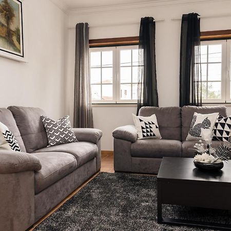 דירות אובידוס Casa Do Melro מראה חיצוני תמונה